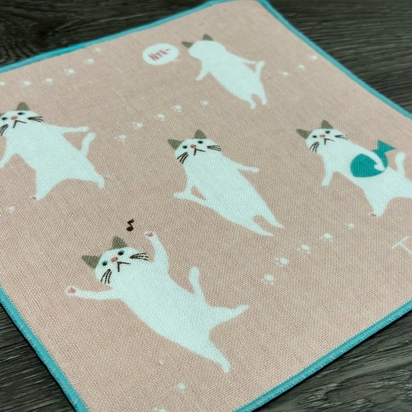 Kitten Cat Loves Exercise Japanese Handkerchief ❘ Hand Towel ❘ Face Towel (Pink) - Picture 2 of 6